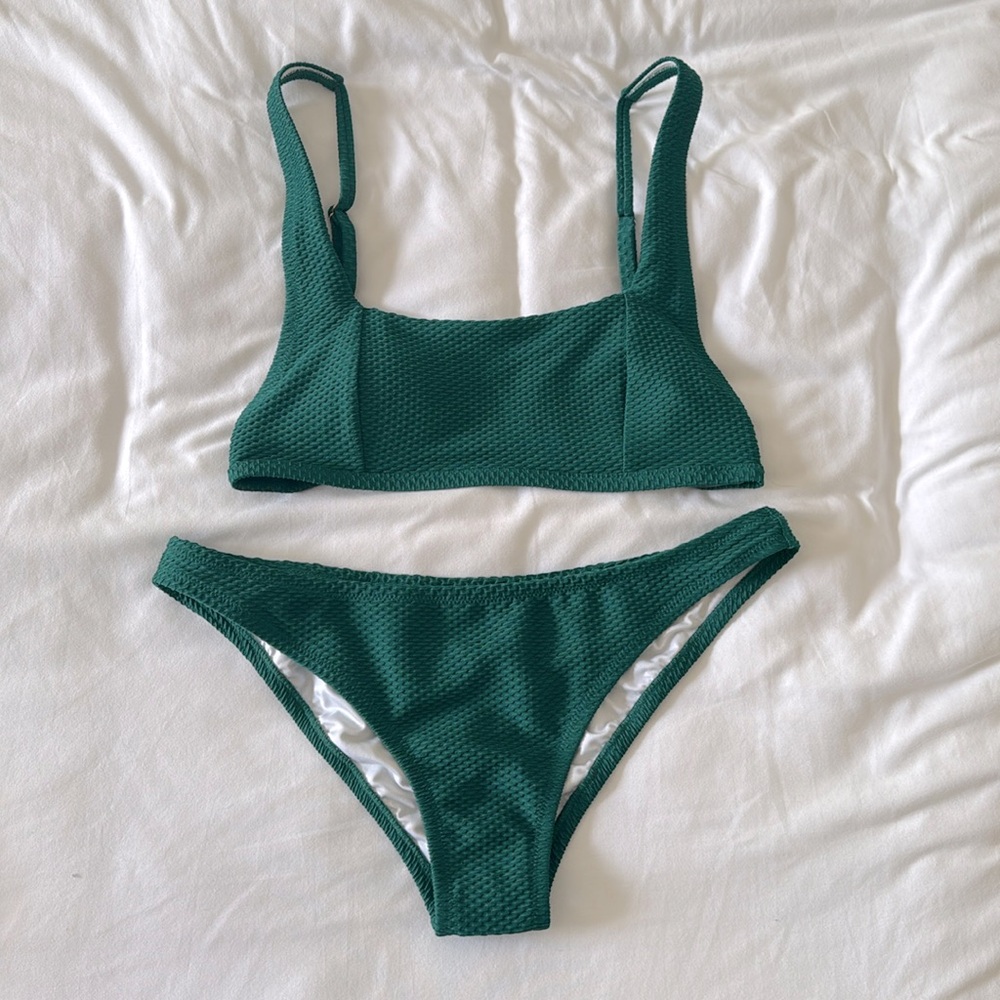 NWOT Shade & Shore Green Bikini - L